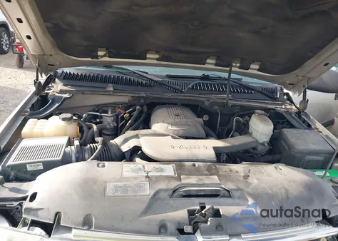 2005 Chevrolet Suburban 1500 Ls из США, поврежденный, VIN 3GNEC16Z45G232667